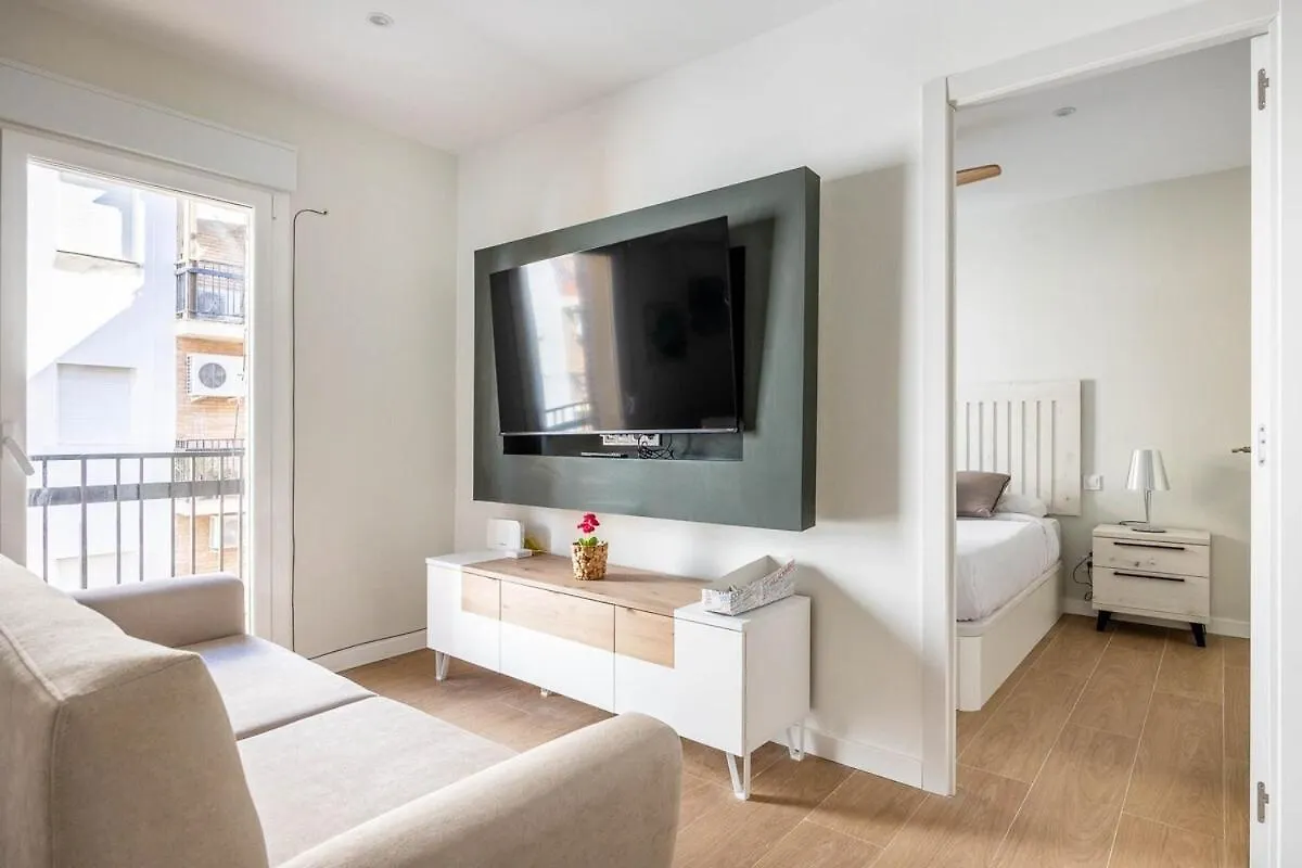Bright Apartment Near Seville'S Historic Center  Seville
