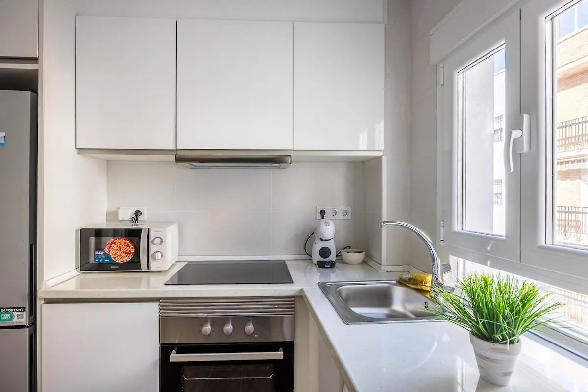 Bright Apartment Near Seville'S Historic Center Seville