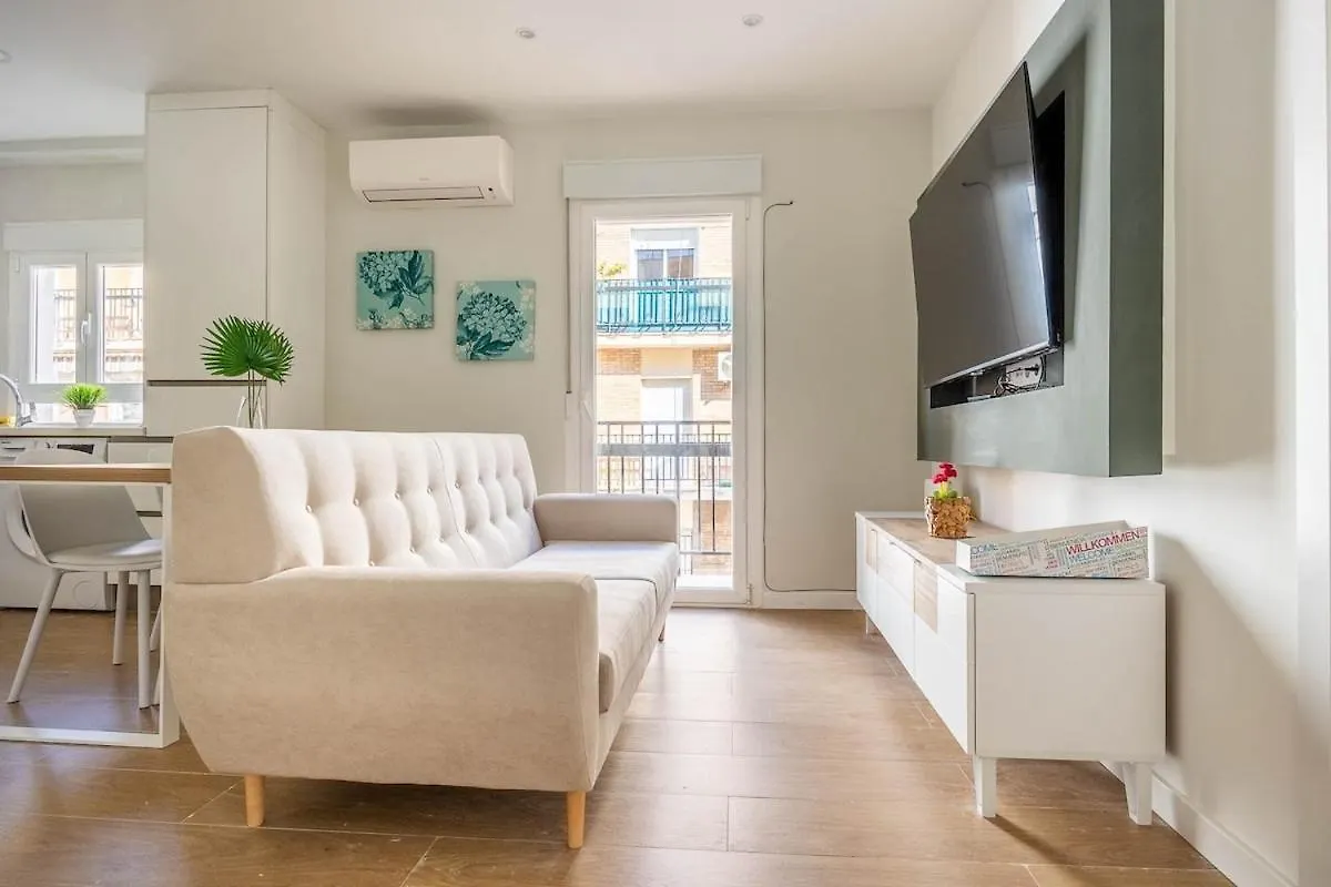 Bright Apartment Near Seville\'S Historic Center location